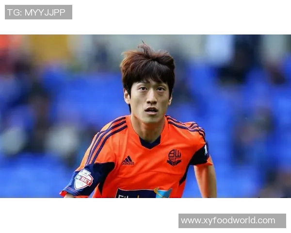 足球场上的16号传奇：从崭露头角到世界巅峰的辉煌之路